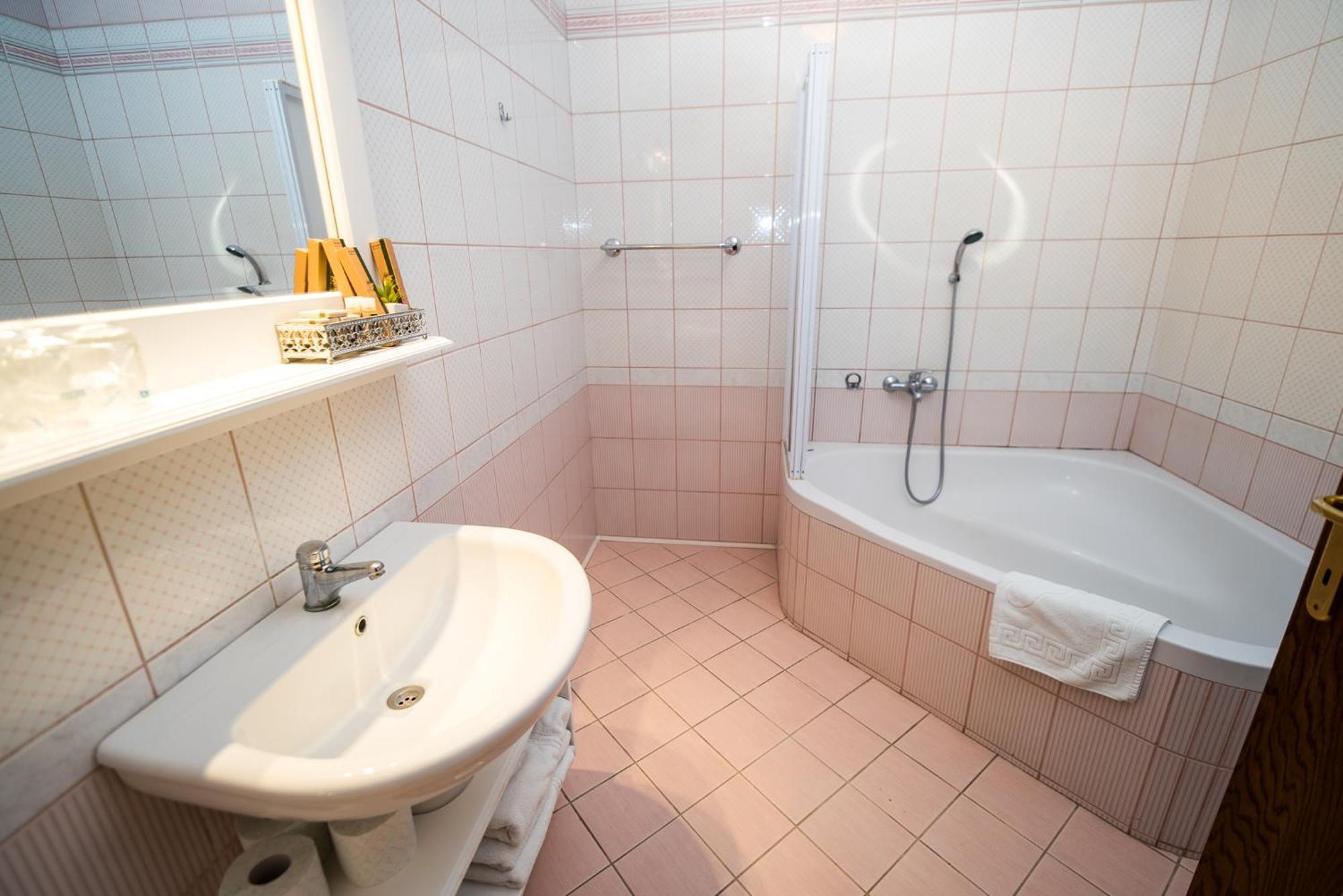 Splavar Rooms Brežice Δωμάτιο φωτογραφία